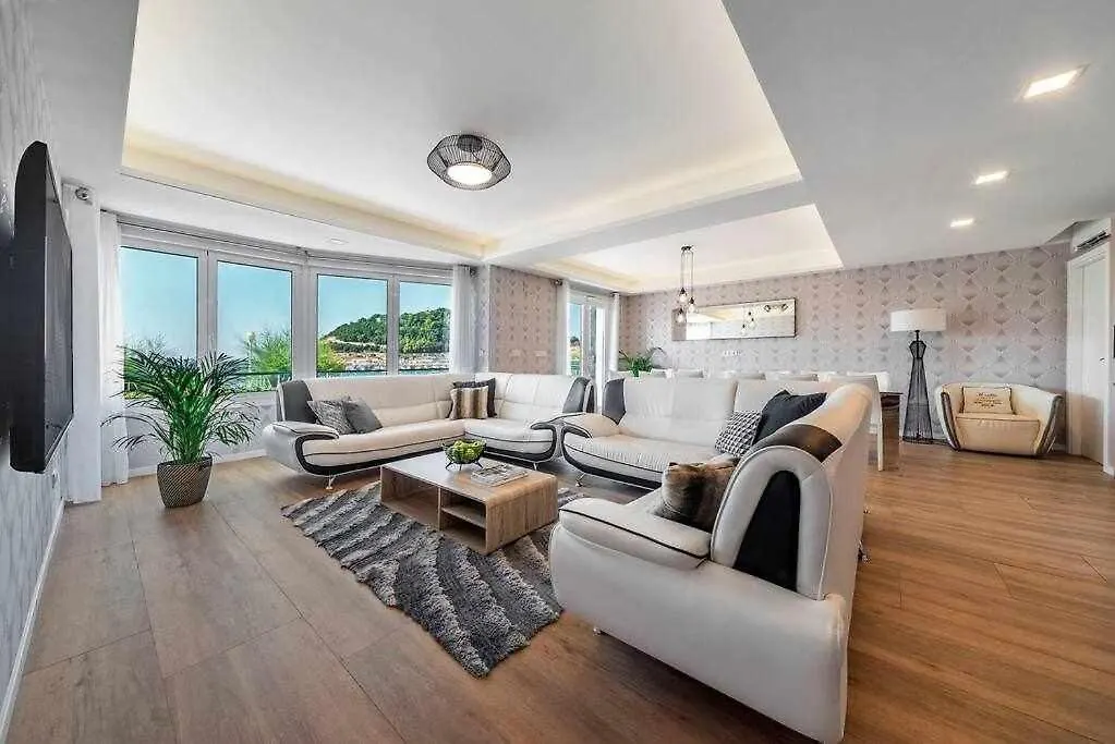 La Concha Beach Deluxe Apartment San Sebastian